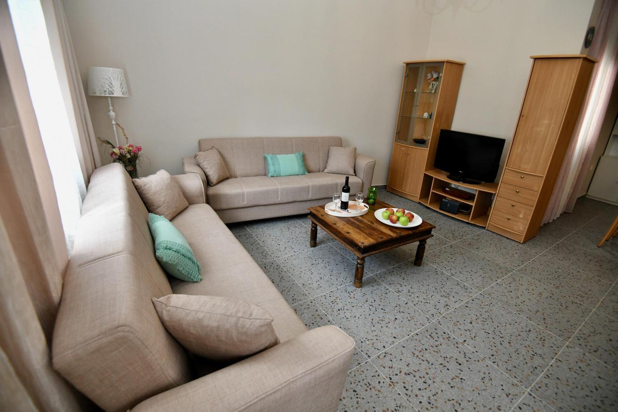 Elli's Private House